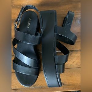 ALDO Women's Tisdal Wedge Sandal